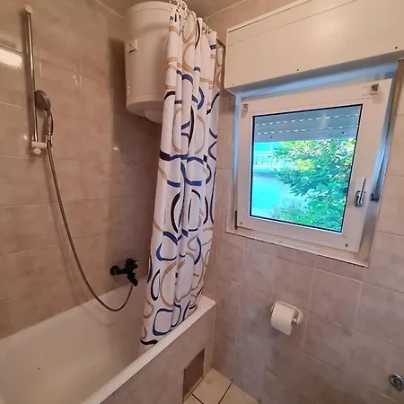 Lägenhet Leana