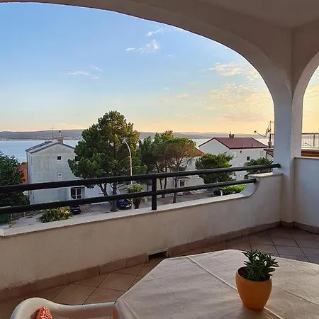 Leana Apartment Crikvenica