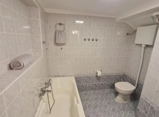 Apartment Leana